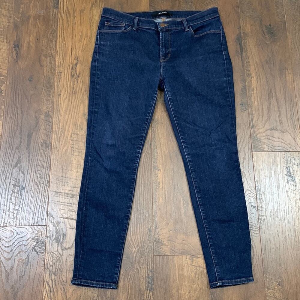 J Brand Capri in Pure Blue Jeans